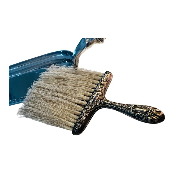 Antique Silverplate Crumb Brush & Tray Set w/ Bone Handle – Victorian Style - Picture 2 of 6